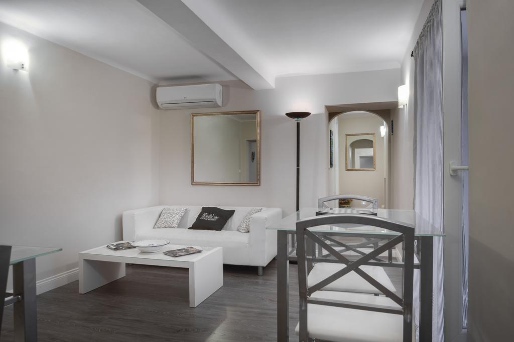 Delsi Suites Pantheon Rome Exterior photo