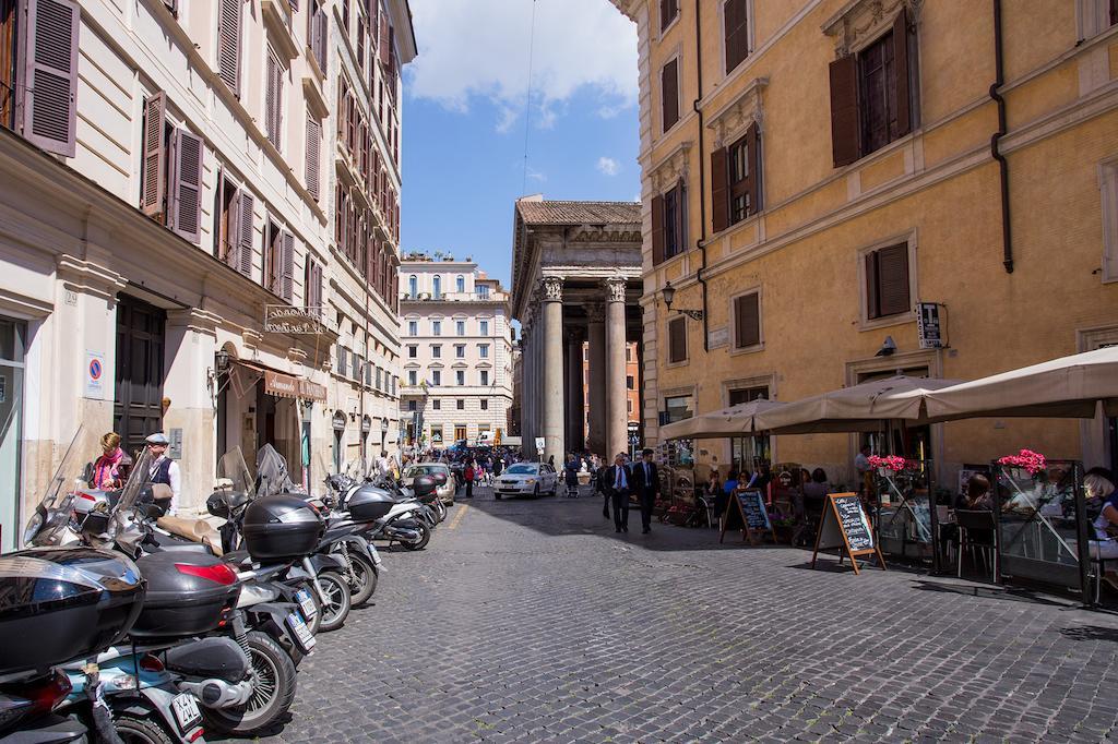 Delsi Suites Pantheon Rome Exterior photo